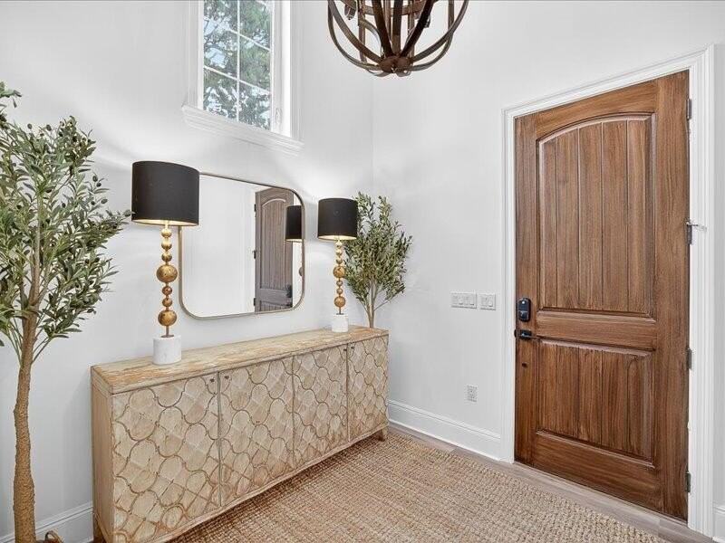 3161 Club Dr - Photo 3 of 49