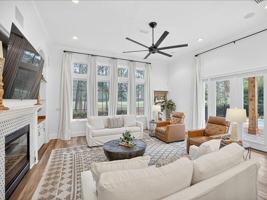 featured image of 3161 Club Dr