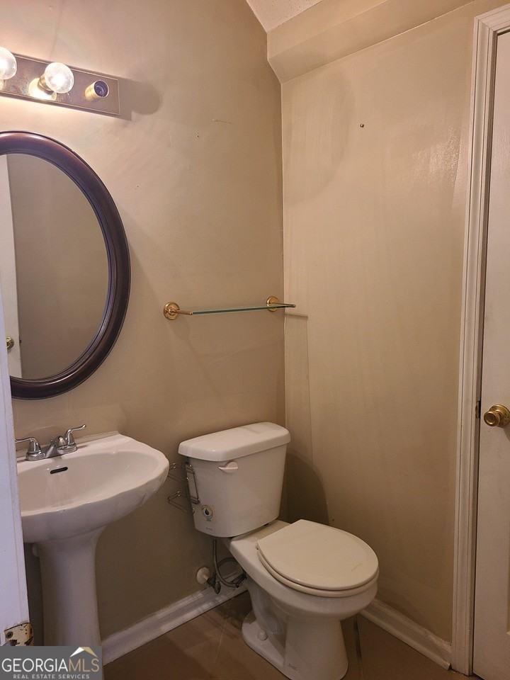 6702 Teresa Ln - Photo 7 of 19