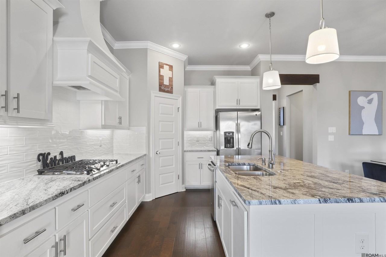 825 Mano Myrtle Dr - Photo 4 of 19