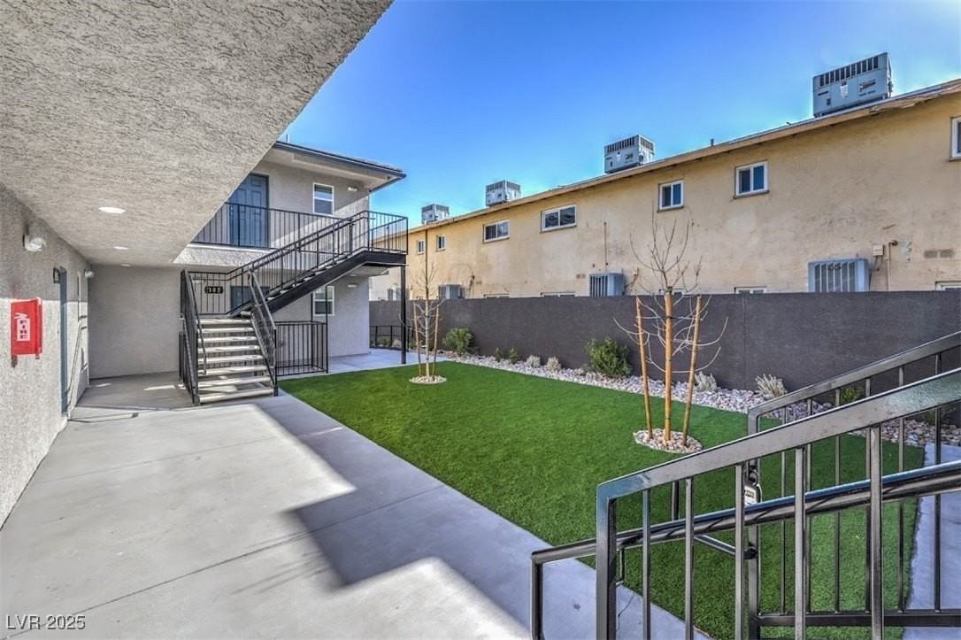 1821 Santa Paula Dr #103 - Photo 3 of 16