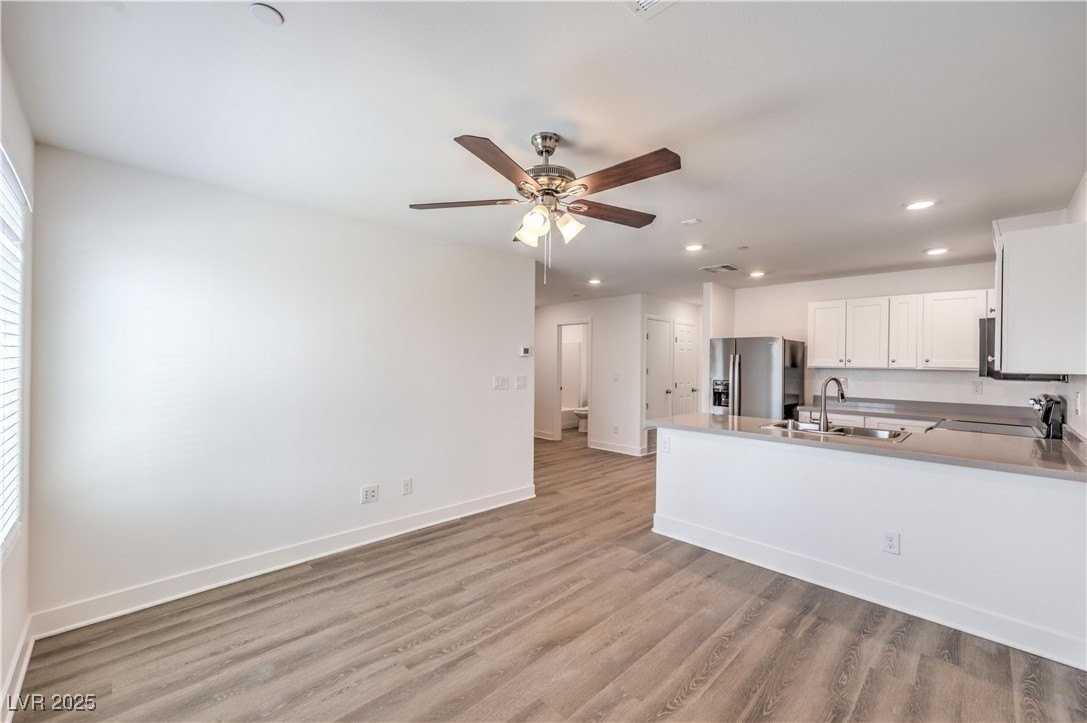 1821 Santa Paula Dr #103 - Photo 4 of 16