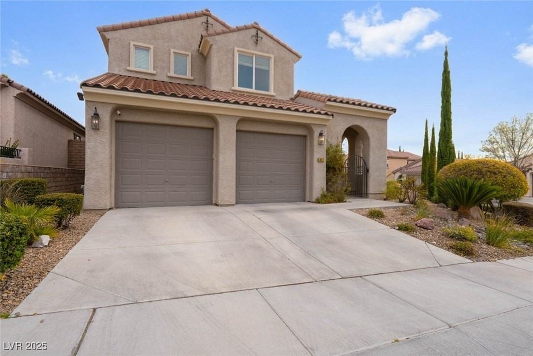 852 Paseo Rocoso Pl - Photo 2 of 26