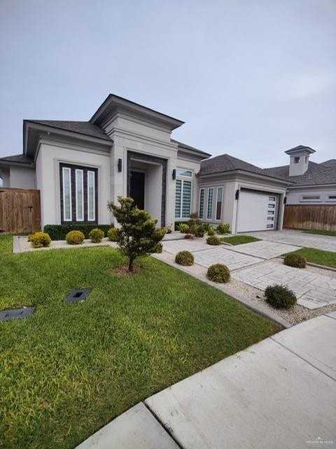 1503 Duke St - Photo 2 of 38