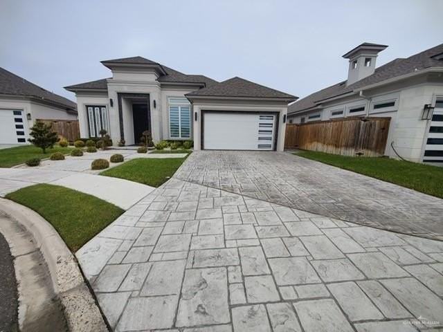 1503 Duke St - Photo 3 of 38