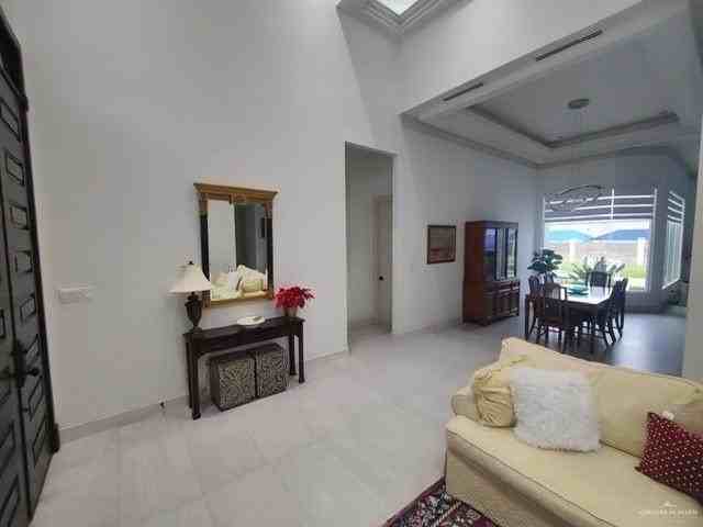 1503 Duke St - Photo 6 of 38