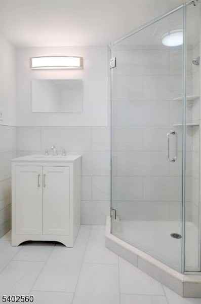 41 Elm St #1B - Photo 6 of 11