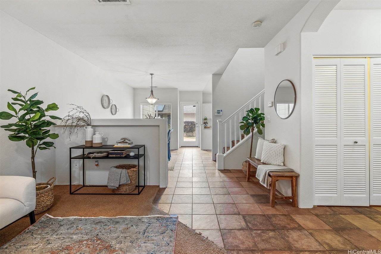 91-2030 Kaioli St Apt 5902 #5902 - Photo 2 of 12