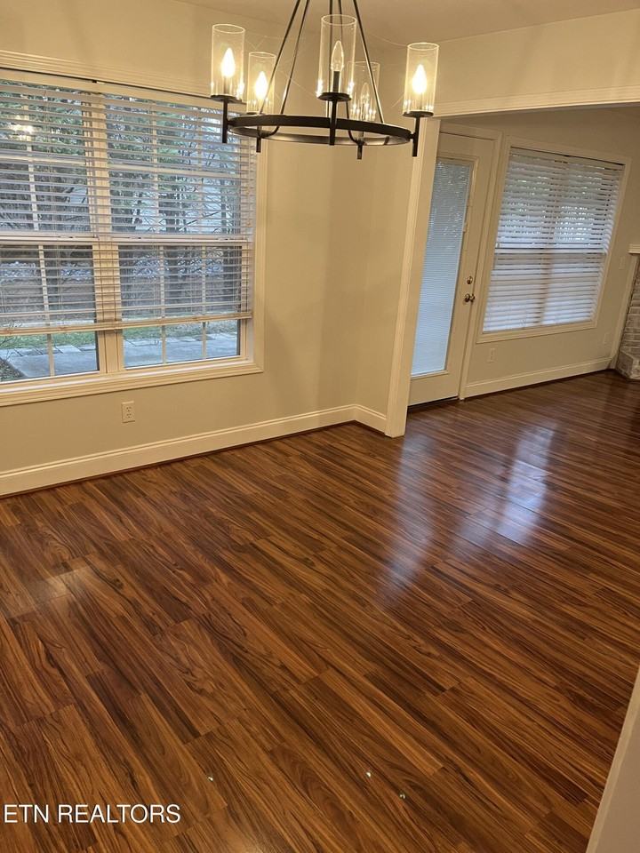 1817 Andy Ln - Photo 3 of 10