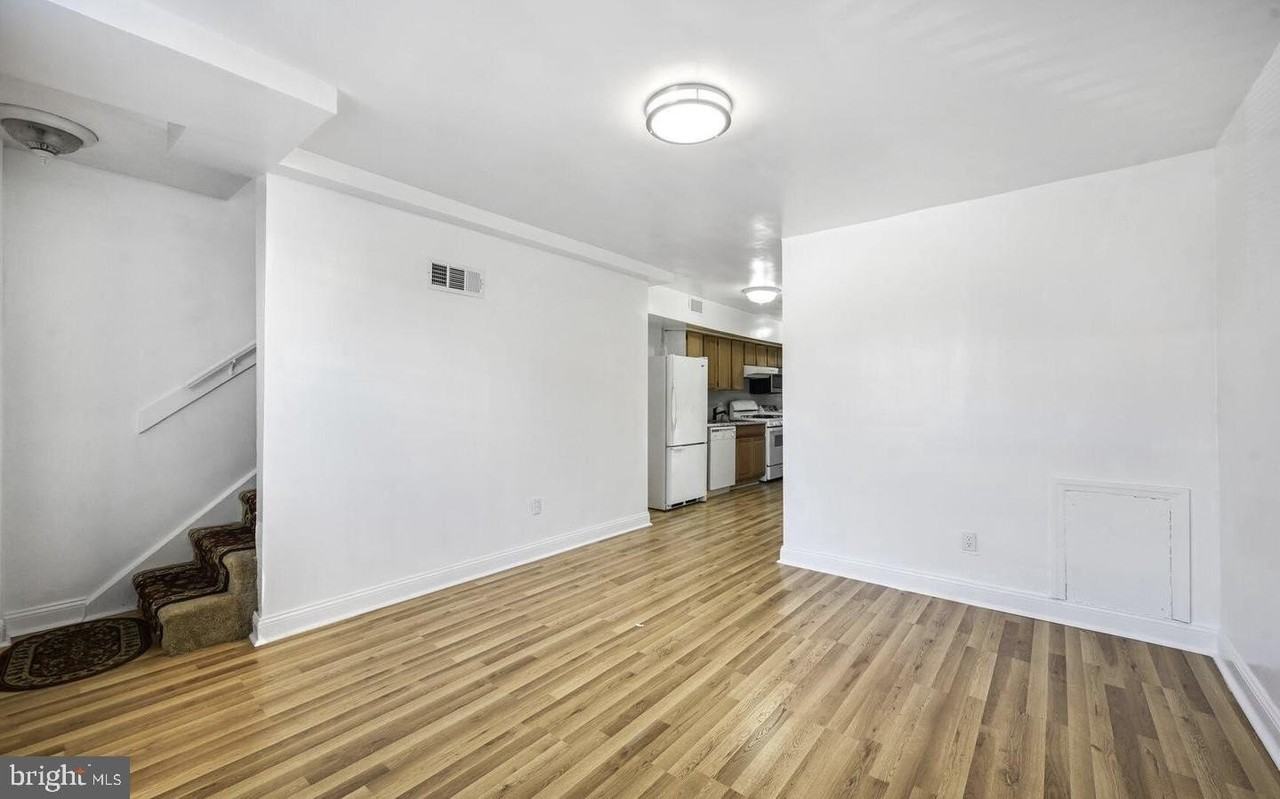 2206 15th St Ne - Photo 3 of 11