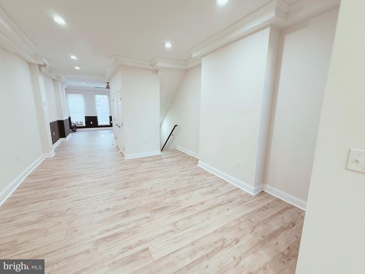 714 Dolphin St - Photo 6 of 29