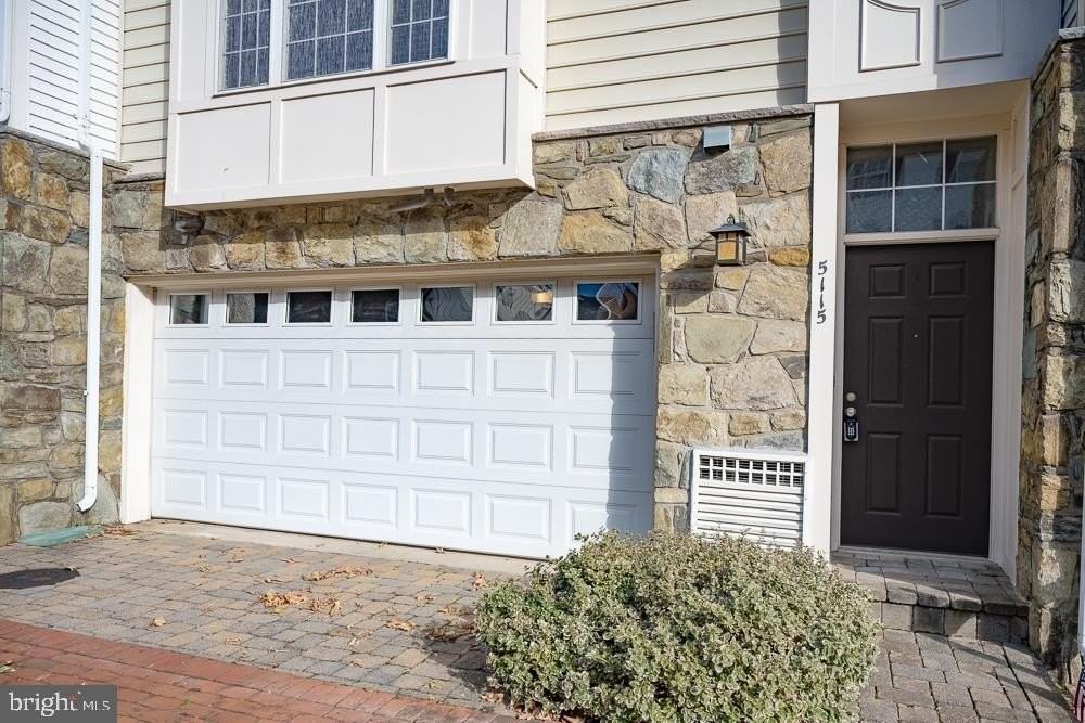 5115 Grimm Dr - Photo 2 of 27