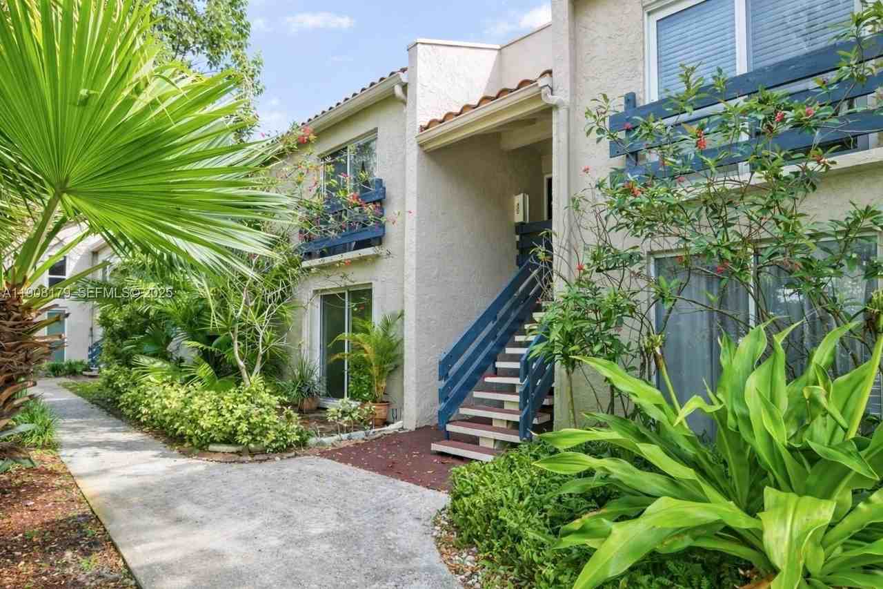 5332 Ne 6th Ave #G12 - Photo 2 of 26