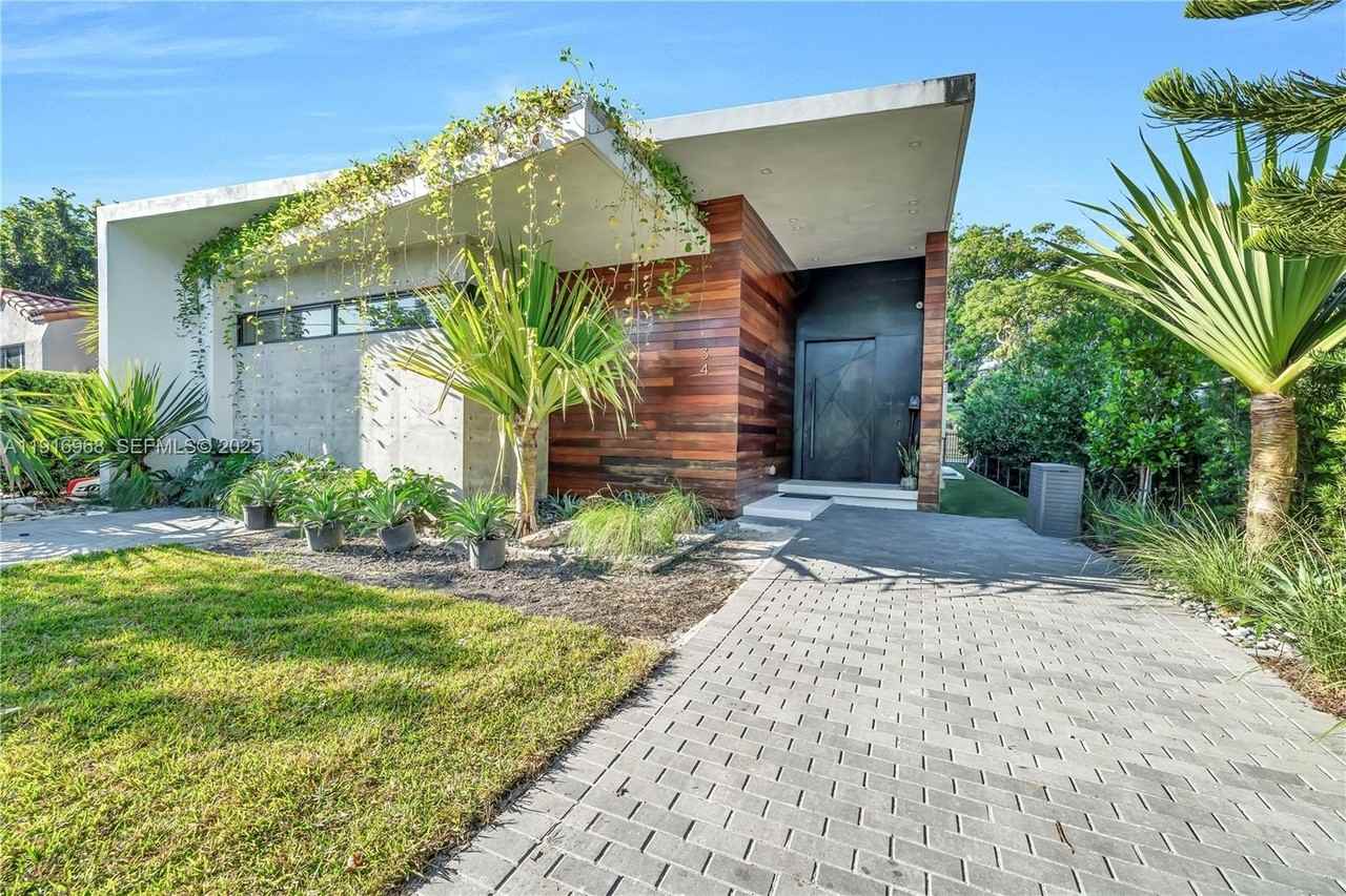 34 Sw 26th Rd #NA - Photo 6 of 50