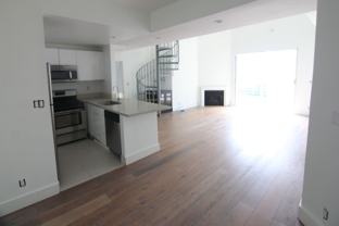 939 Palm Ave #303 - Photo 1 of 1