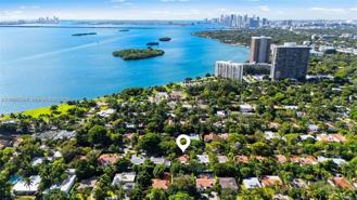 911 Ne 72nd Ter - Photo 1 of 1