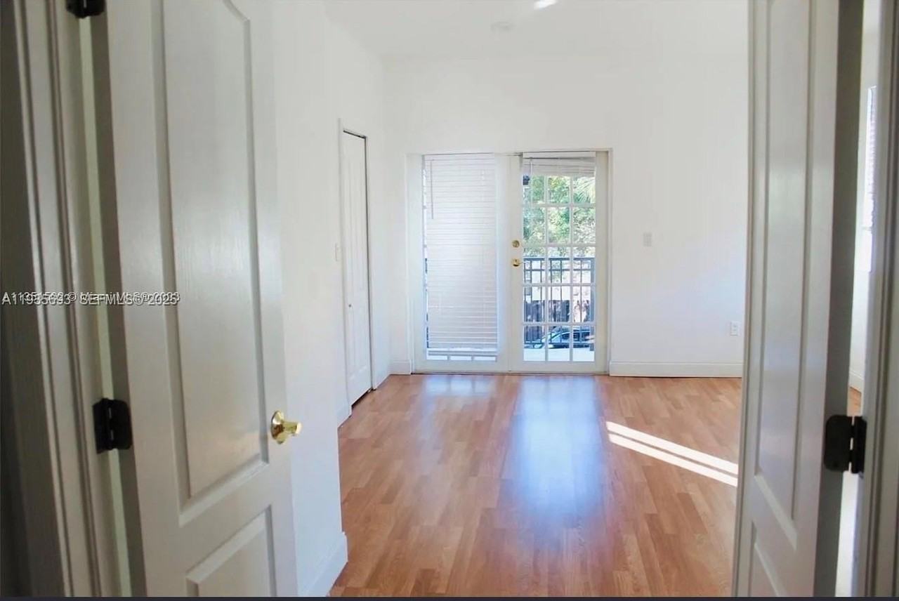 6002 Sw 166th Ct - Photo 5 of 22