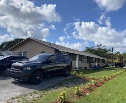 5904 Sw 27th St #S - Photo 1 of 1