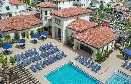 11330 Sw 16th St #11330 - Photo 2 of 3