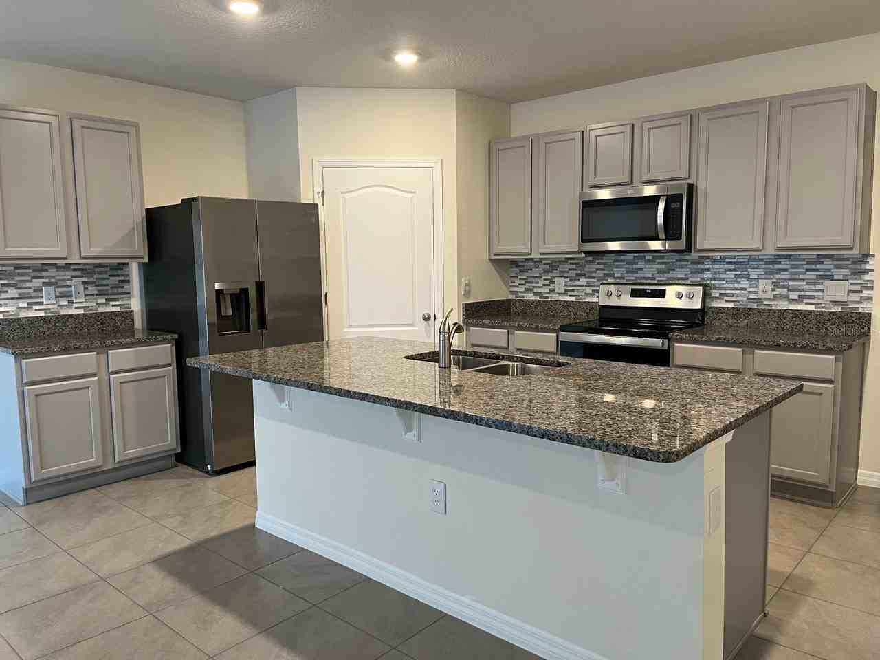 2227 Author Hills St - Photo 5 of 11