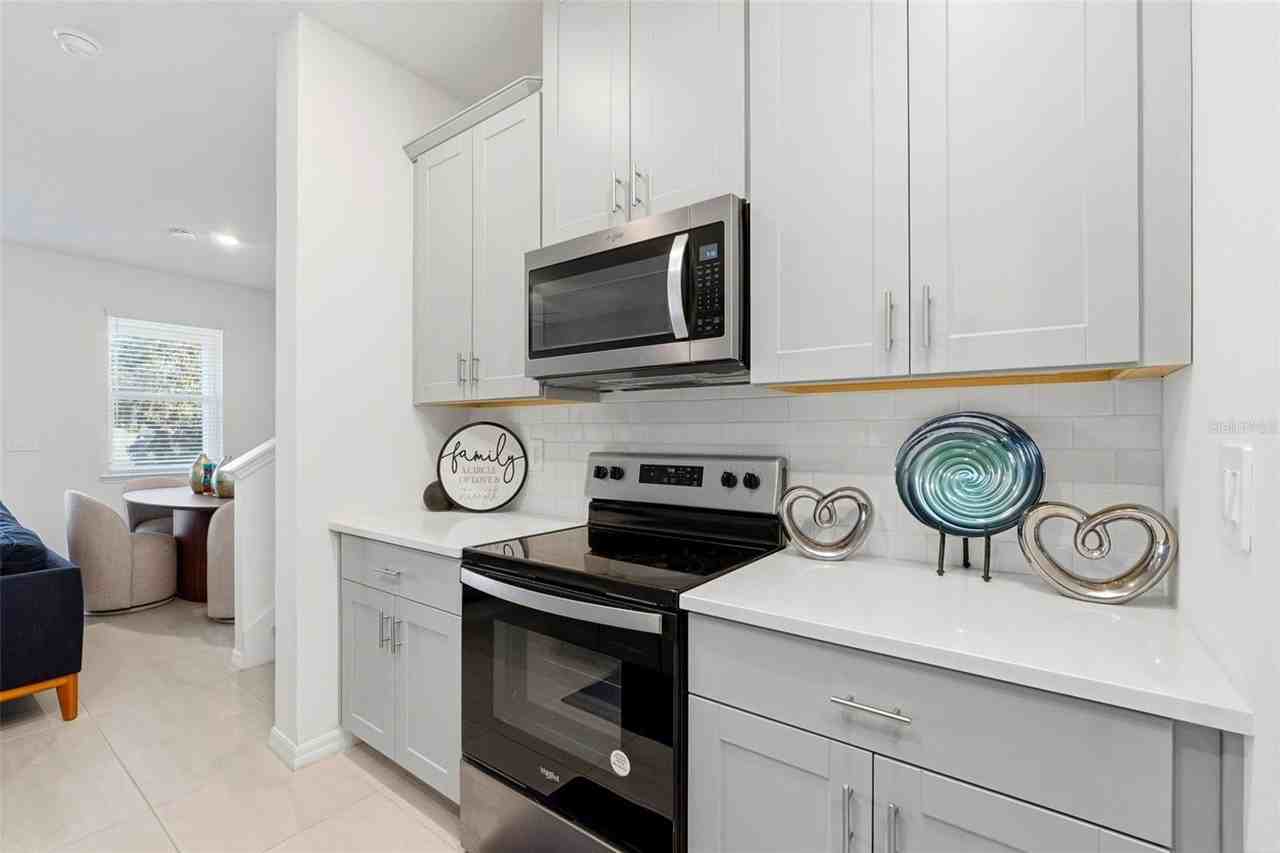 4393 Small Creek Rd - Photo 7 of 26