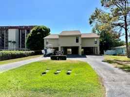 featured image of 7042 Hibiscus Ave S