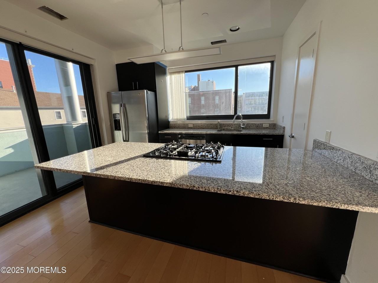 510 Monroe Ave Unit 303 #303 - Photo 3 of 17