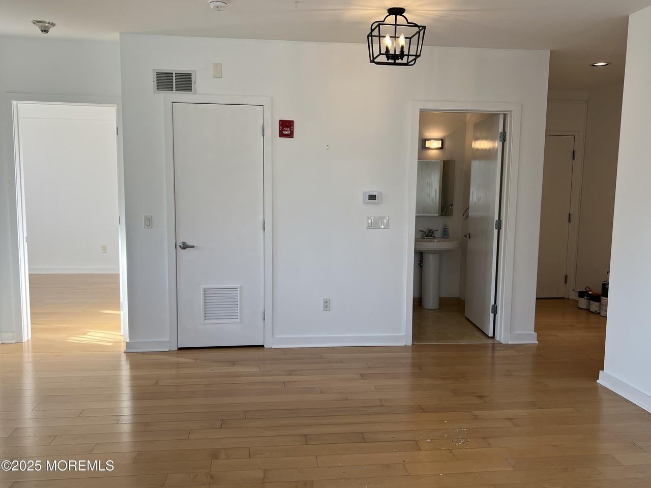 510 Monroe Ave Unit 303 #303 - Photo 5 of 17