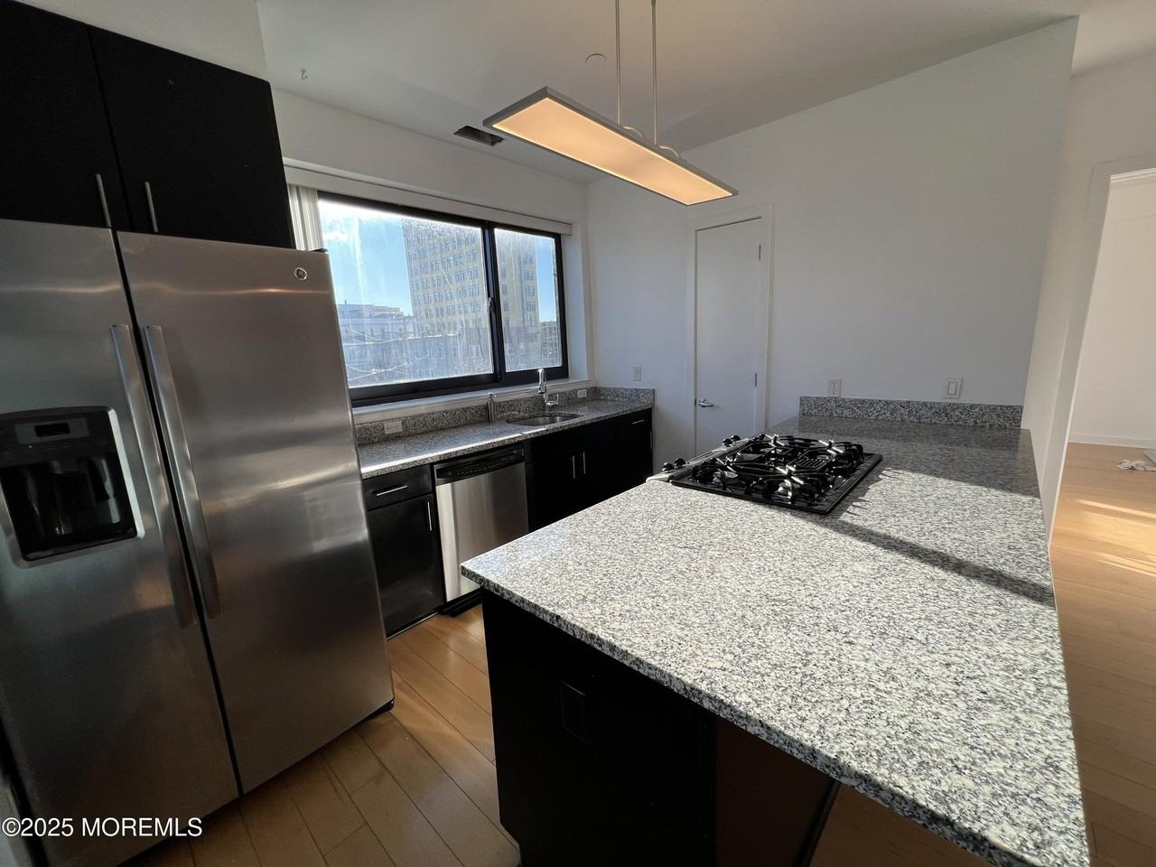 510 Monroe Ave Unit 303 #303 - Photo 7 of 17