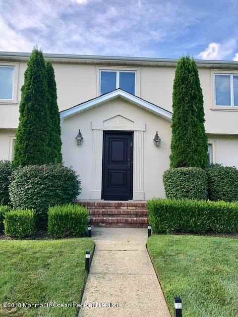 16 Bridle Dr - Photo 2 of 50