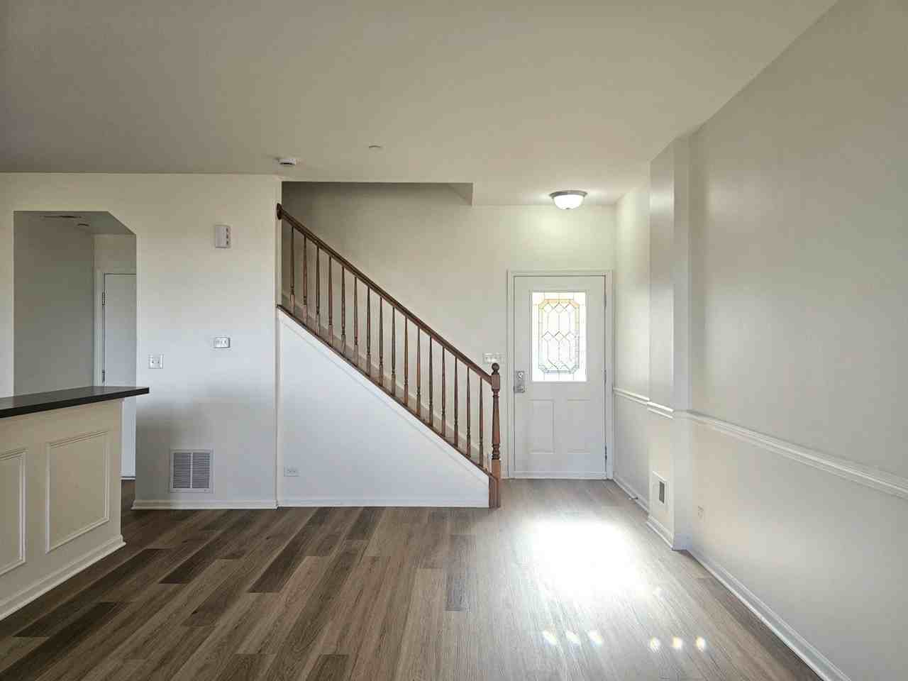 171 Willoughby Ct Unit E #E - Photo 4 of 30