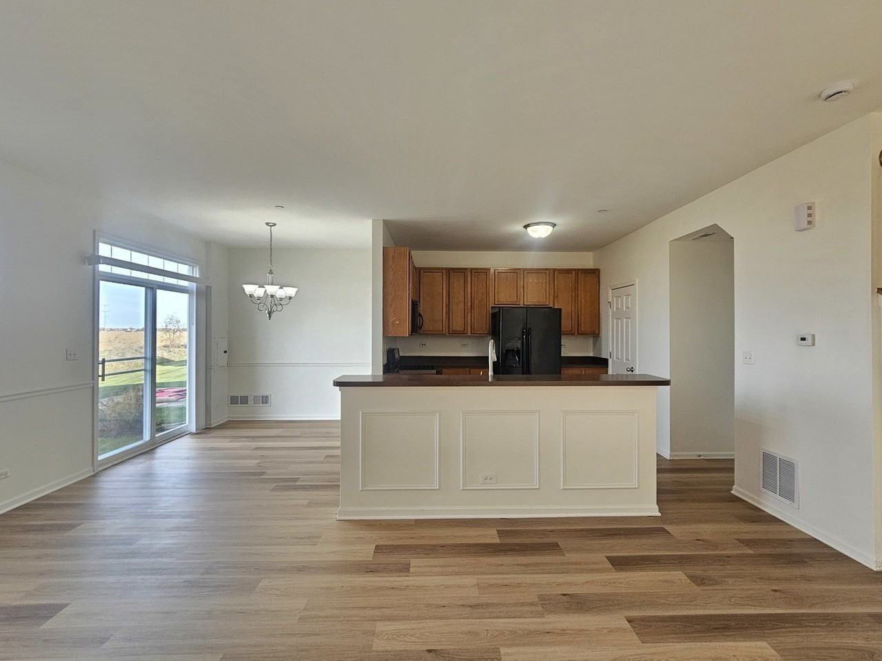 171 Willoughby Ct Unit E #E - Photo 7 of 30