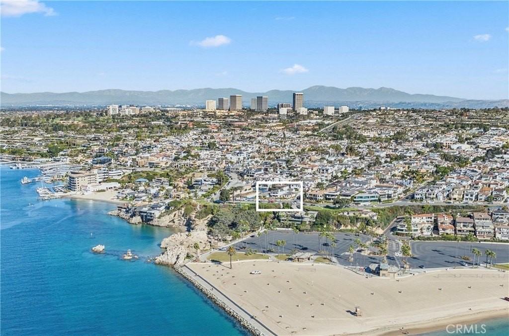 2824 Ocean Blvd - Photo 2 of 34