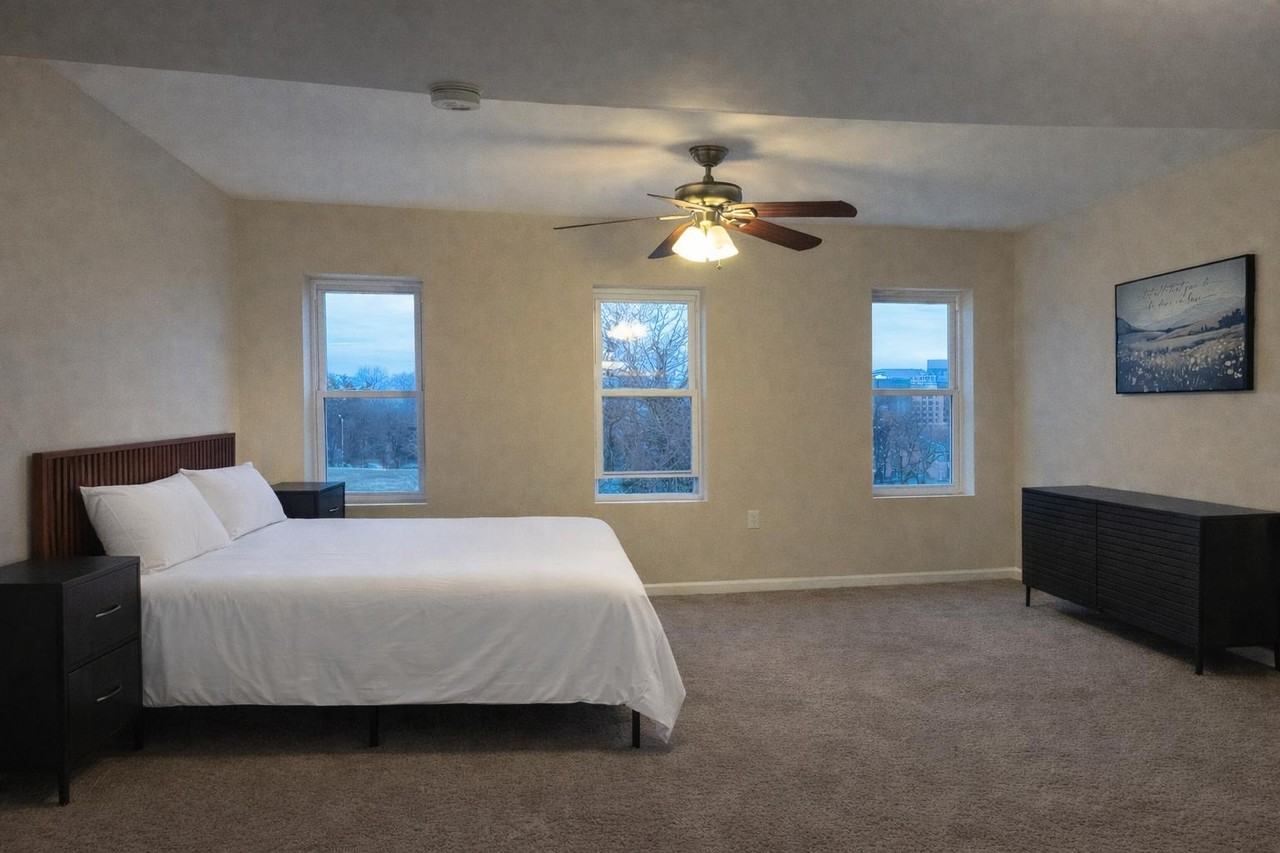 N Eden St - Photo 3 of 8