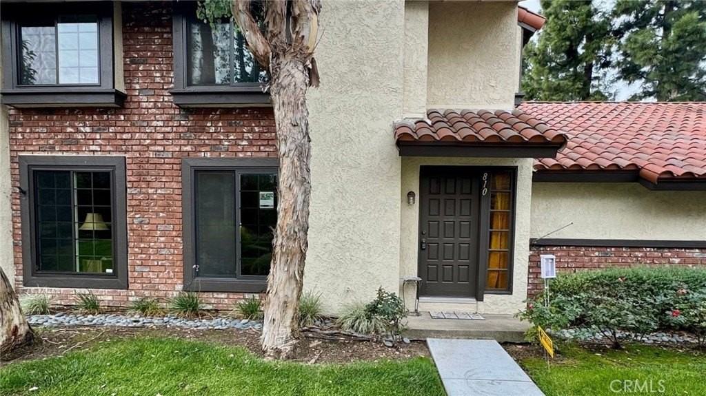 810 S San Carlos Ct - Photo 2 of 20