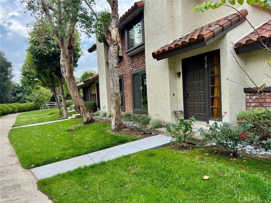 810 S San Carlos Ct - Photo 3 of 20