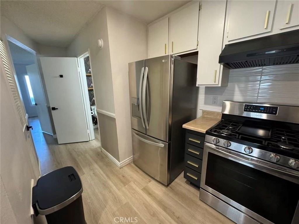 1120 Golden Springs Dr #A - Photo 4 of 18