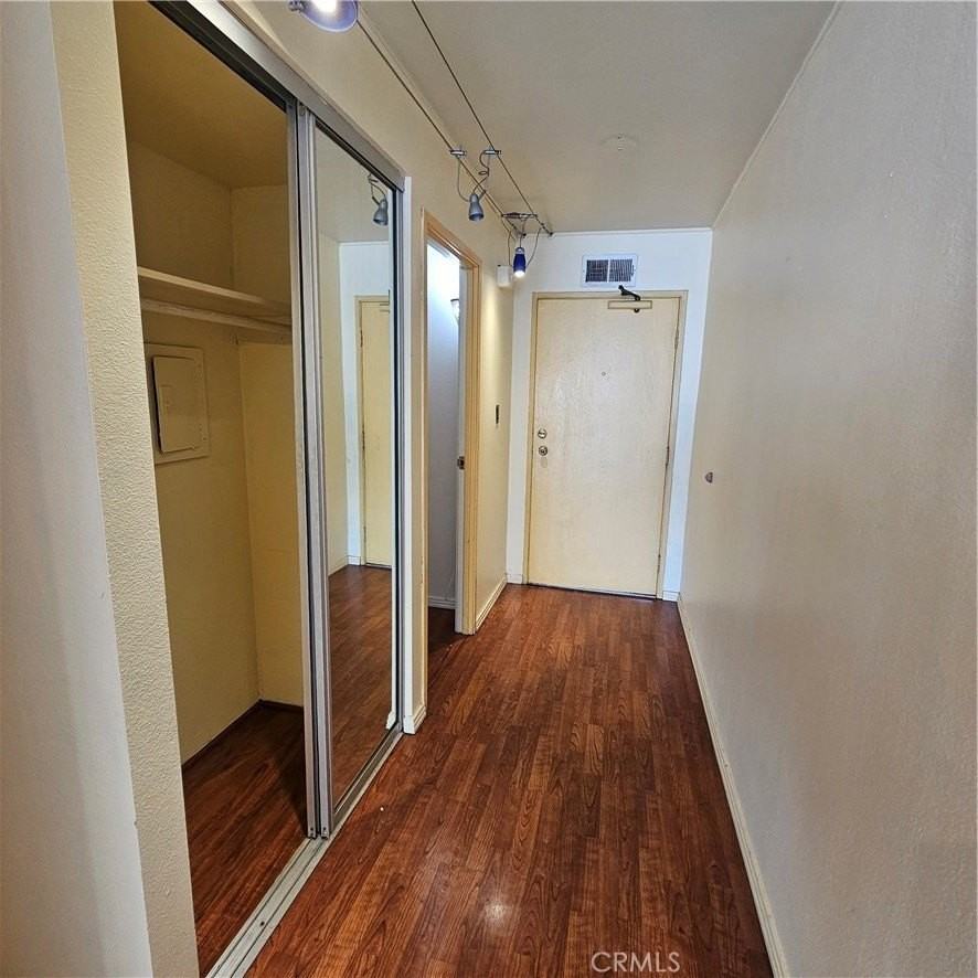 1750 E Ocean Blvd #1107 - Photo 4 of 19