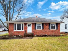 featured image of 6228 Archwood Rd