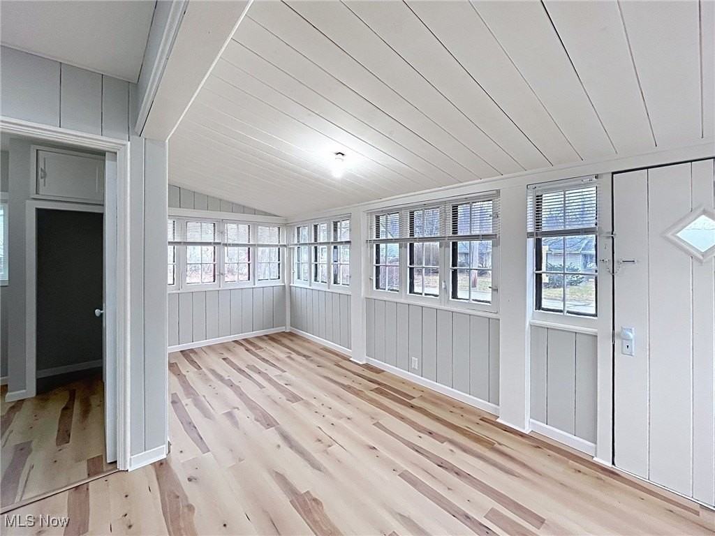 38599 Plains Ct - Photo 7 of 34