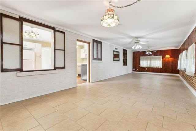 129 Stewart Ave - Photo 7 of 23