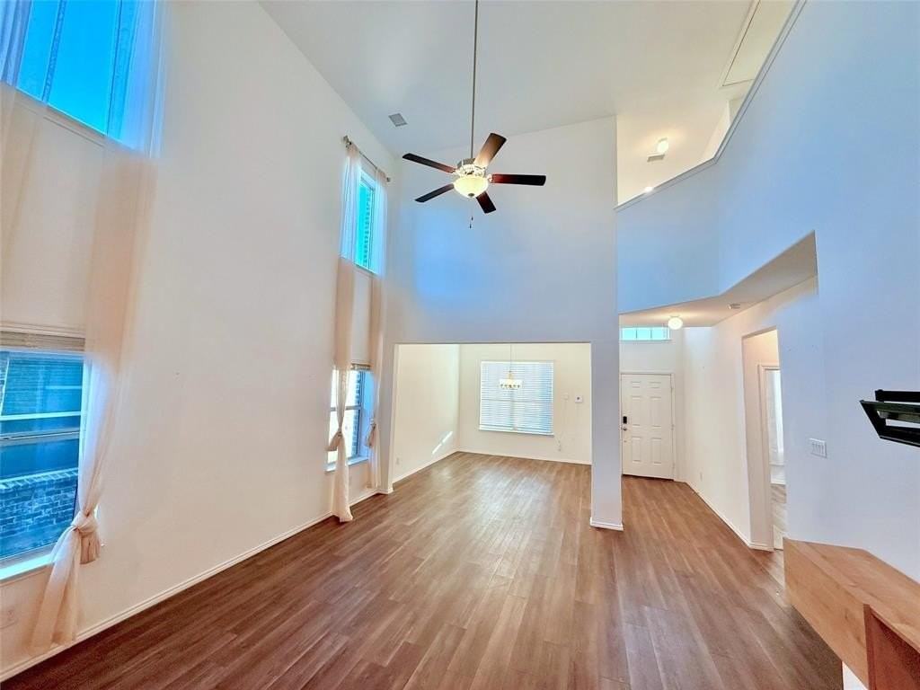 2285 Obsidian Dr - Photo 3 of 21