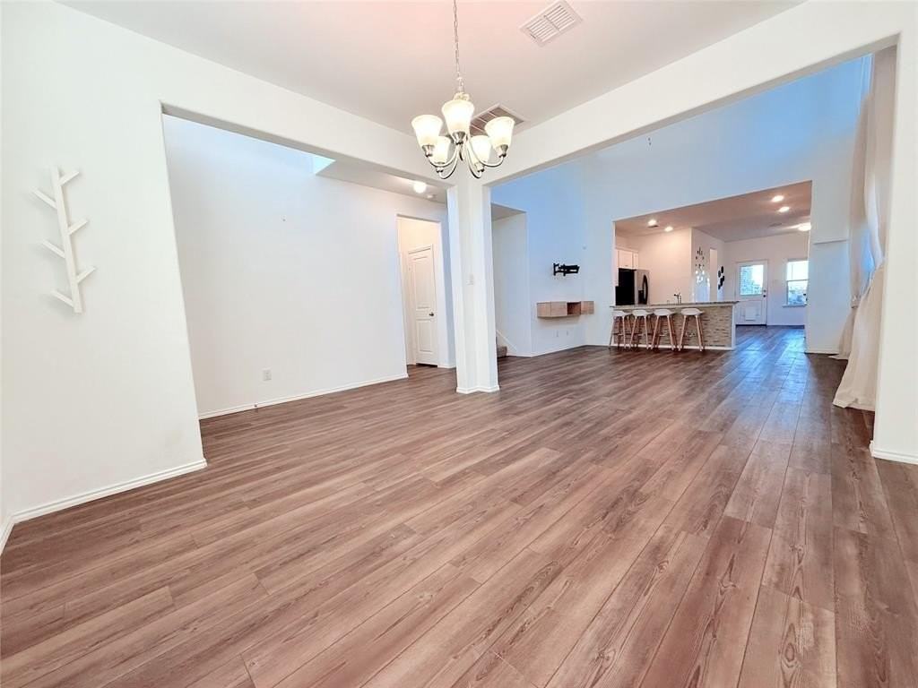 2285 Obsidian Dr - Photo 5 of 21