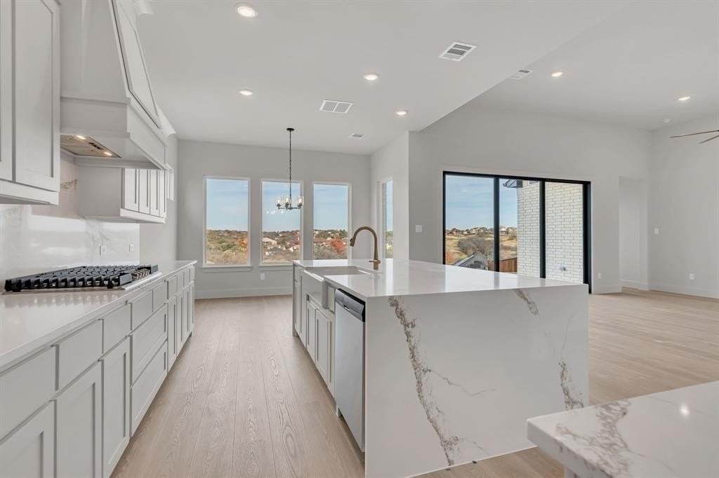 7444 Harrier St - Photo 7 of 40