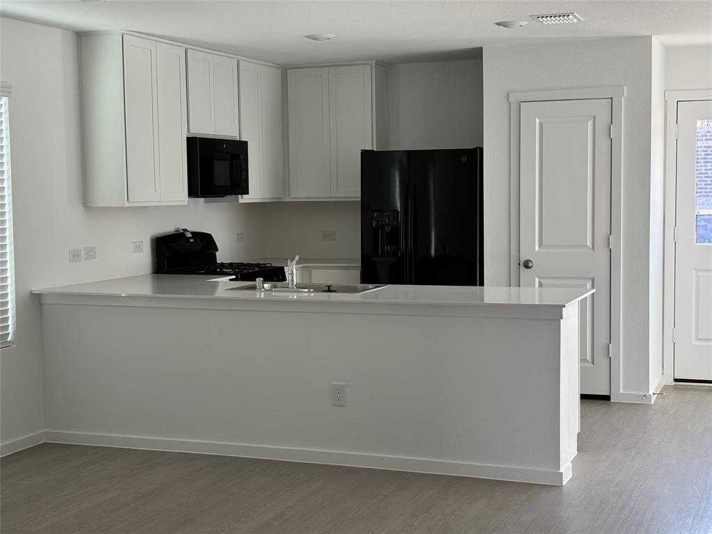 740 Dressage Ln - Photo 7 of 11