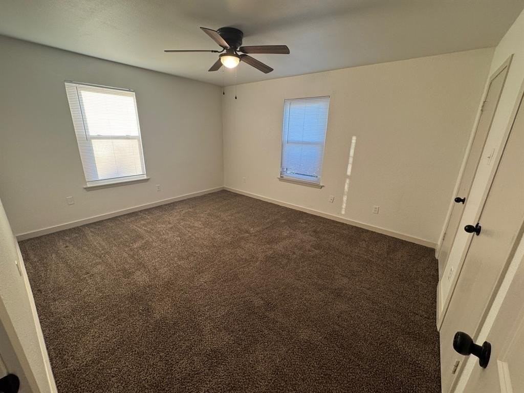 7300 Comanche Trl #4 - Photo 3 of 11