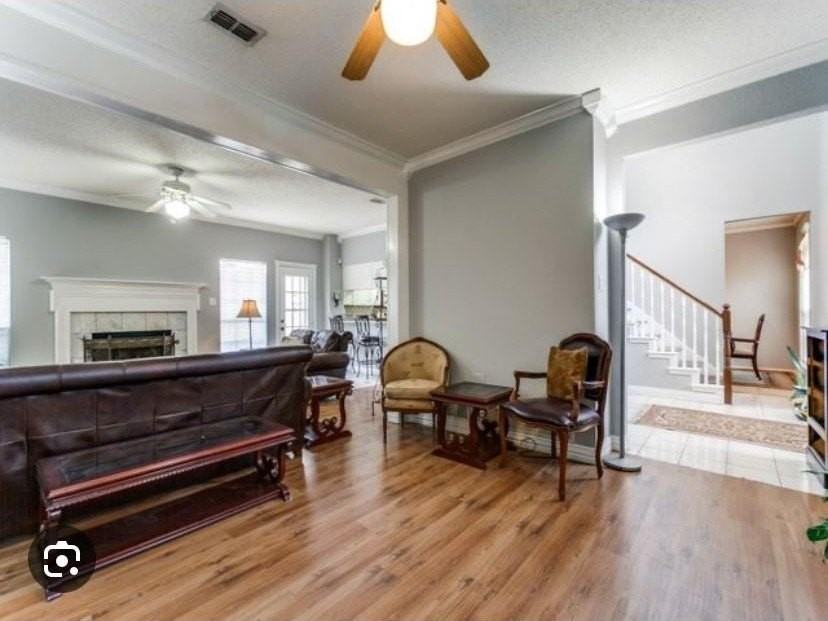 2306 Edinburgh Way - Photo 5 of 13