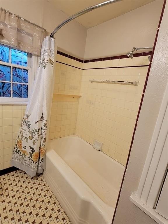 211 Wichita St - Photo 5 of 10