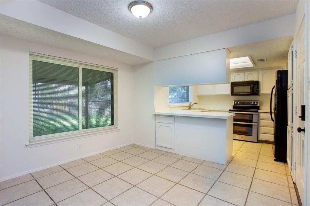 6401 Dorchester Trl - Photo 6 of 12