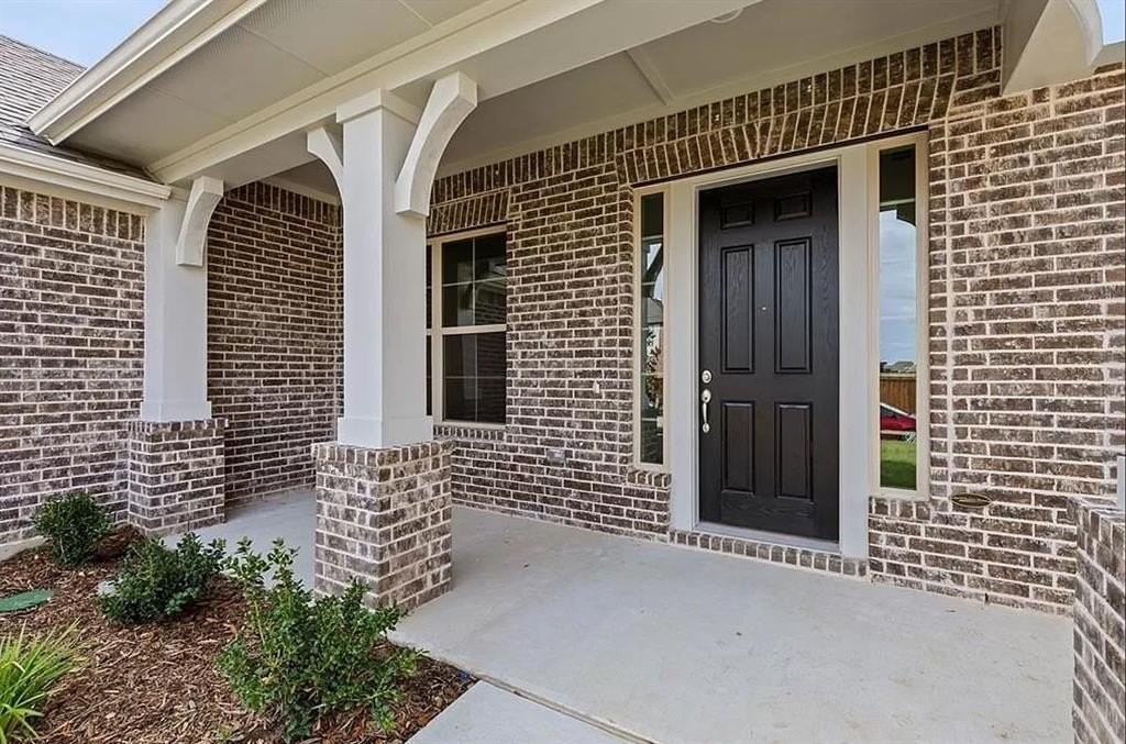 1889 Arbor Dr - Photo 3 of 37